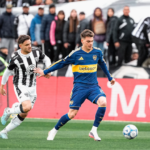 Boca sufrió un empate agónico en Mendoza
